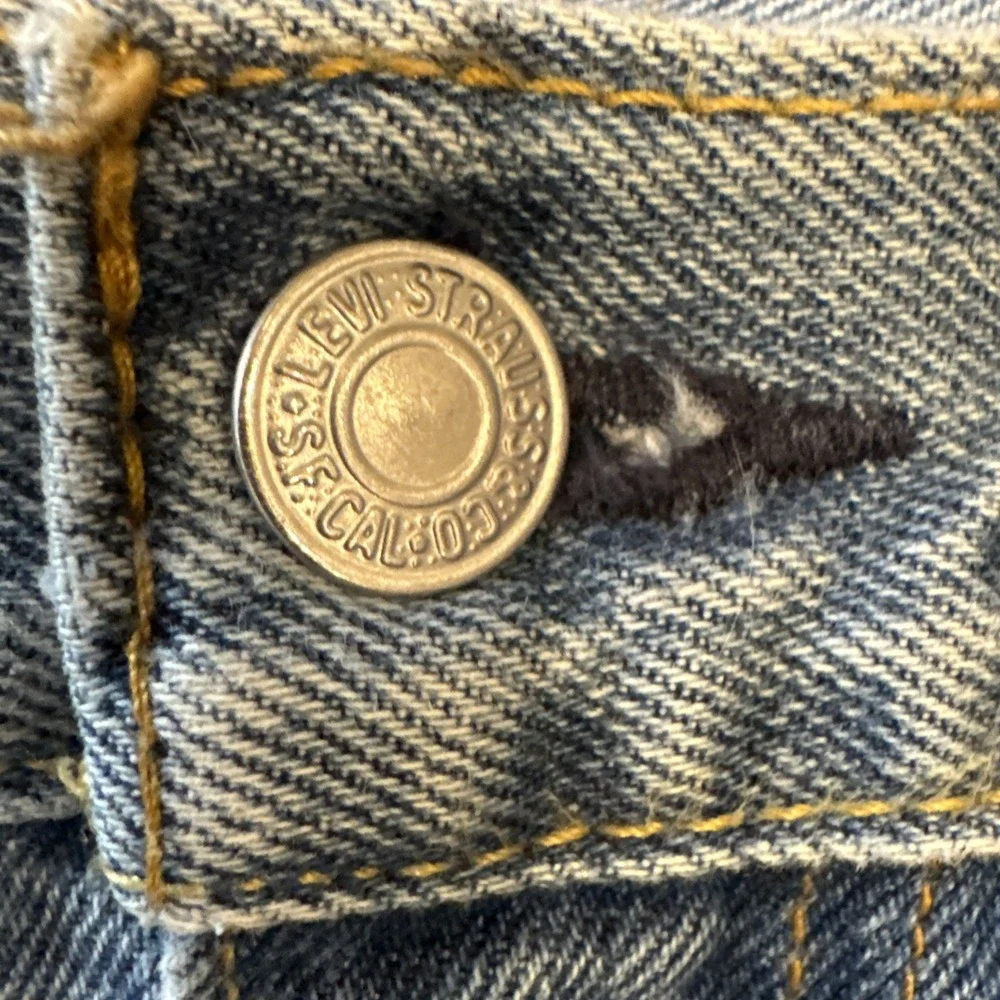 Levi's 505 Straight Fit Denim Jeans Mens 36x29 Darker‎ Wash 5 Pocket 100% Cotton
